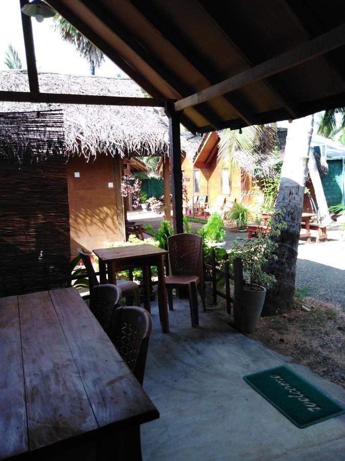 Blue Ocean Cabana Hotel Trincomalee Exterior photo